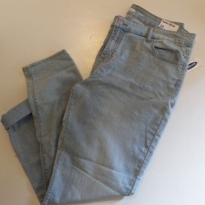 Old Navy, NWT , Mid-Rise Super Skinny , Women's size 14